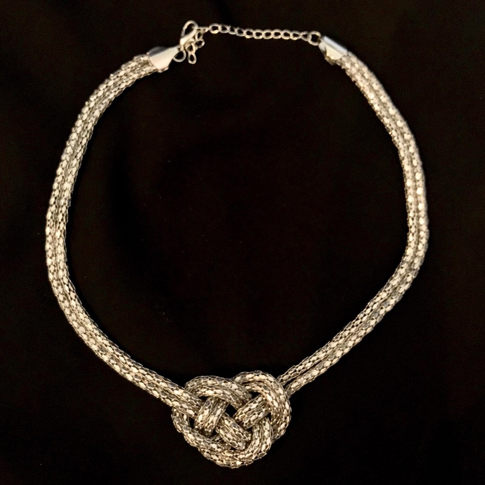 🔥Silver Knot🔥Statement Necklace